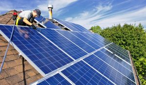 Service d'installation de photovoltaïque et tuiles photovoltaïques à Frossay